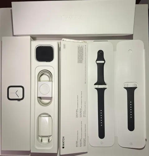 Apple Watch Series 4 44mm Cinza-espacial