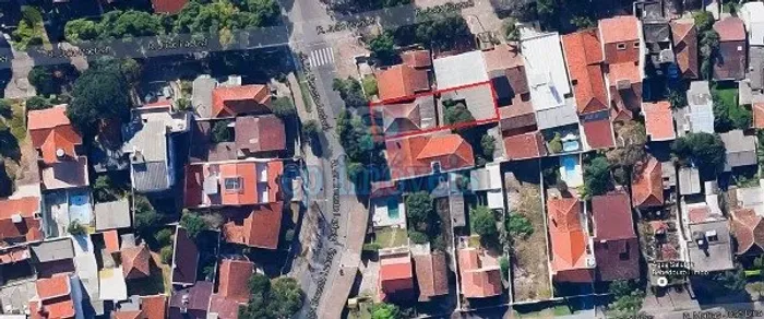 Terreno em Porto Alegre, no bairro Chácara das Pedras, à venda.