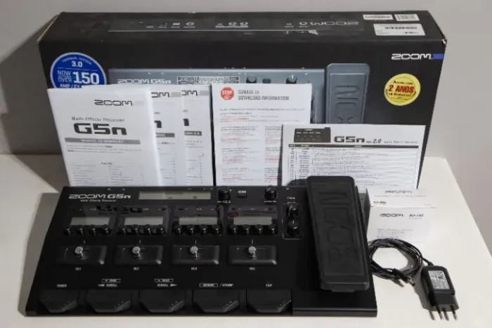Pedaleira Zoom G5n Ótimo Estado Quase Nova Pouco Usada