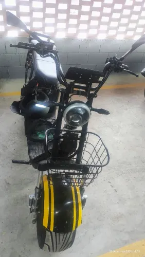 Scooter elétrica modelo X11 3.000W com 490 km