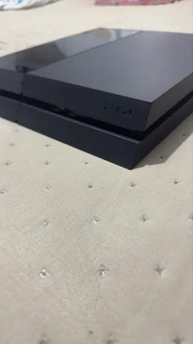 Vendo PS4 Estado de Novo