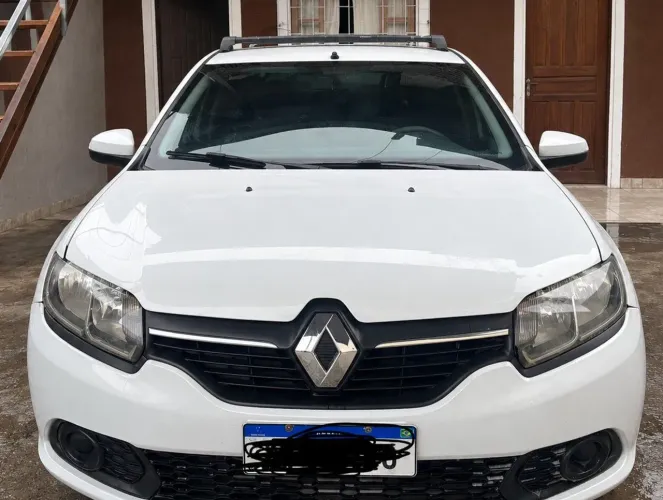 Vendo Logan sedã (Carro)