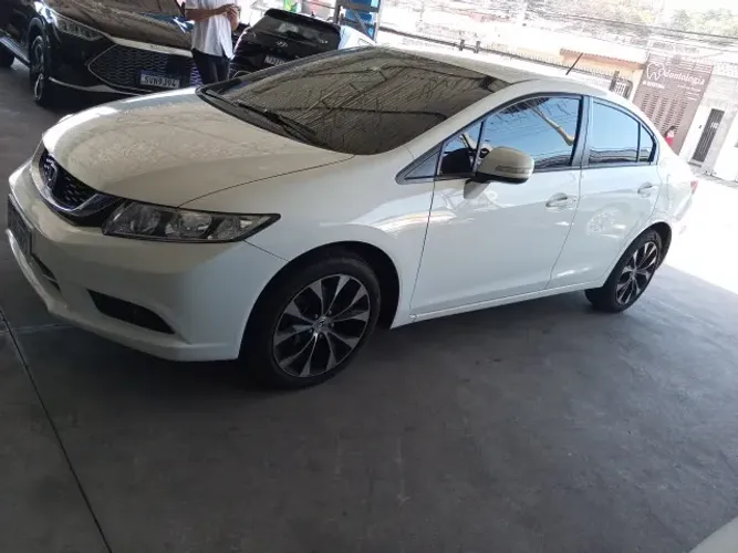 Honda Civic Sedan LXR 2.0 Flexone 16V Aut. 4P 2016