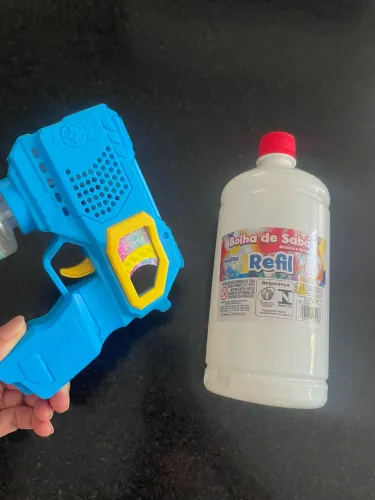Arminha de bola de sabão com refil líquido