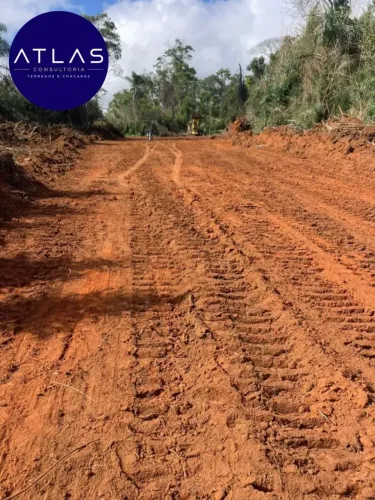 Acesso rápido pela Rodovia Fernão Dias (km 57)