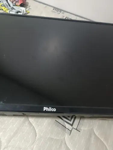 TV Philco 32' (danificada)