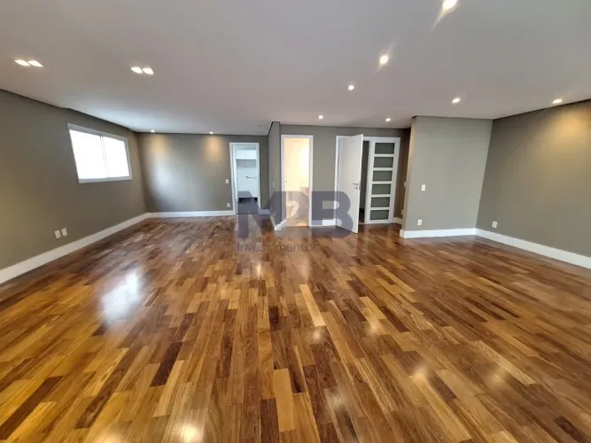Apartamento para alugar com 220m², 4 quartos e 3 vagas, bairro Indianopolis Moema SP