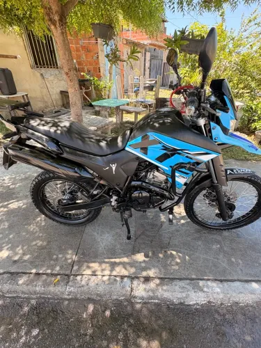Vendo Moto Lander 250 R$ 22,000! Não troco apenas venda! 