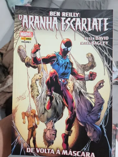 O aranha escarlate ben reilly homen aranha a volta a máscara