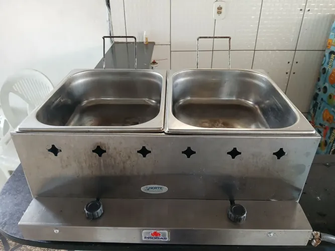 Vendo uma fritadeira