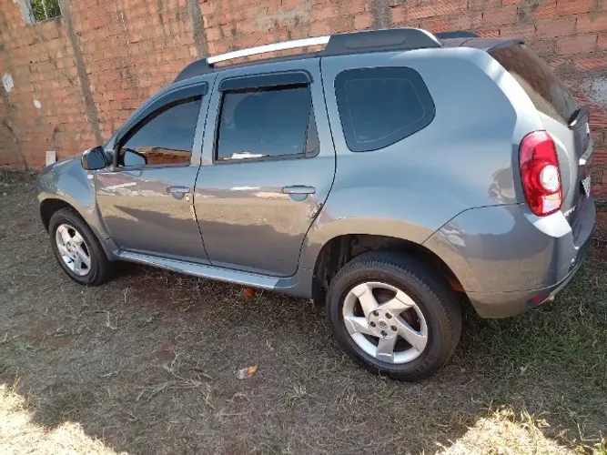 Renault Duster Dynamique 2.0 Hi-flex 16V Mec. 2013