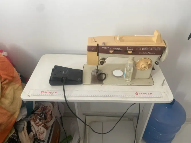 Máquina de costurar