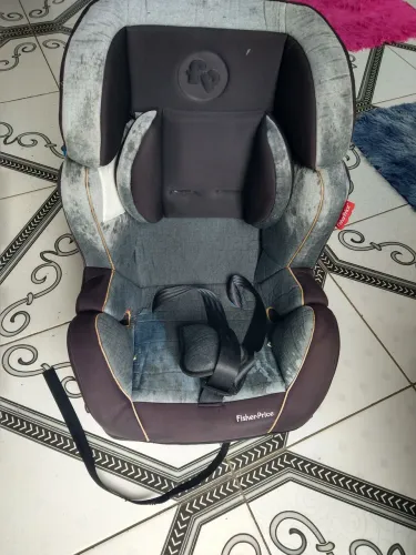 Cadeira infantil automotiva