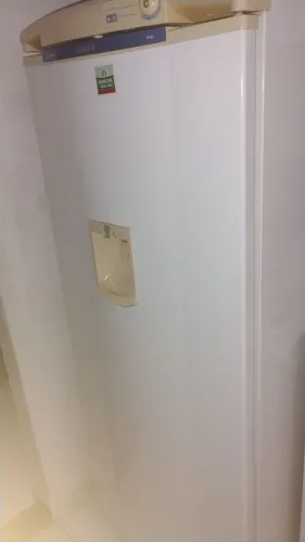 Vendo geladeira 