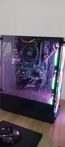 Pc gamer Amd Ryzen 5 8500g 16gb Ddr5 SSD 240 500w
