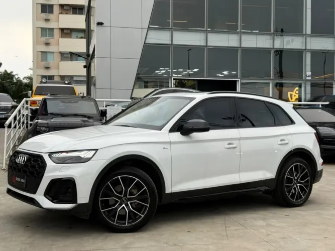 Audi Q5 Black 2.0 TFSI Quattro S Tronic 2023