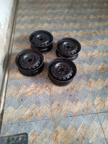 Jogo  de quatro rodas Fumagalli R13 original Excelente Quatro furos 