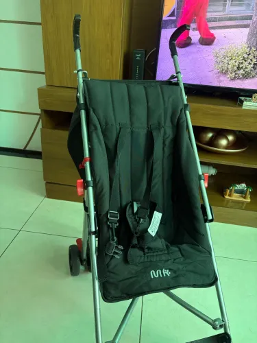 CARRINHO DE PASSEIO GUARDA-CHUVA