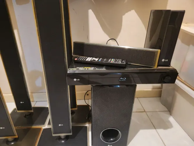 Blu-ray Home theater lg 1100w 