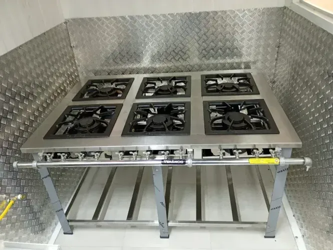 FOGÃO INDUSTRIAL 6 BOCAS 40X40 INOX NOVO