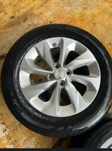 Troco por roda de ferro com volta pra mim 