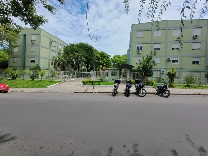 LINDO APARTAMENTO 2 DORM. NO CONDOMINIO VITORIA REGIA