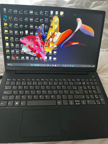 # Notebook Lenovo V15 G3 IAP Core i3 12ª geração ? SSD 256 GB
