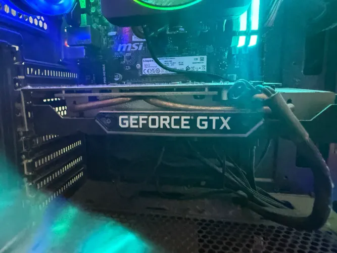 Placa de vídeo 1660 