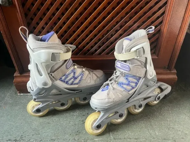 Patins Inline Rollerblade ajustável (tamanho 2 ao 5)