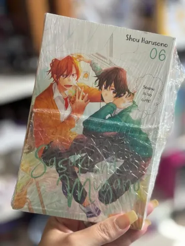 Manga Sasaki and Miyano Volume 6 (Edição em Inglês)(LACRADO)