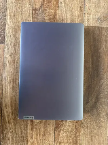 Notebook Lenovo IdeaPad 1 AMD Ryzen 5 7520U 8GB 512GB