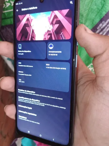 Celular moto g05 4 GB de ram mais 8 de ram booster