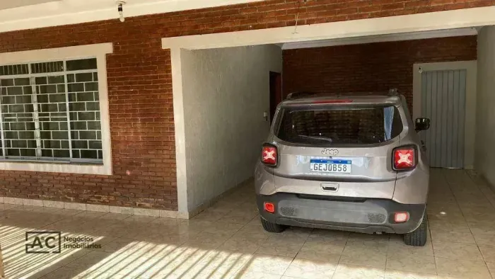 Casa com 3 dormitórios à venda, 170 m² por R$ 950.000,00 - Loteamento Remanso Campineiro -