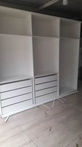 Marceneiro montagem reforma e fabricação portas portais e outros