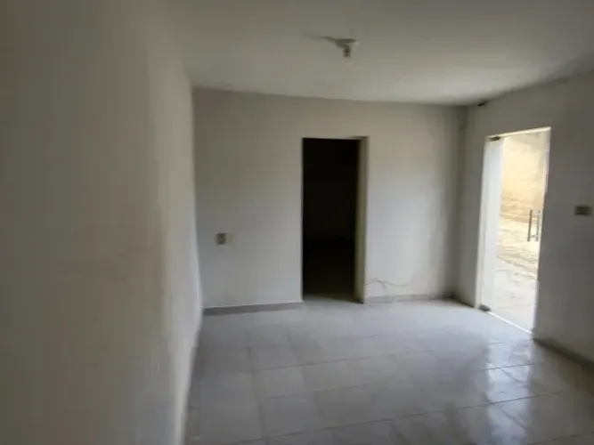 Casa 03 quartos Bom despacho