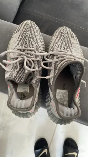 Tênis adidas yeezy