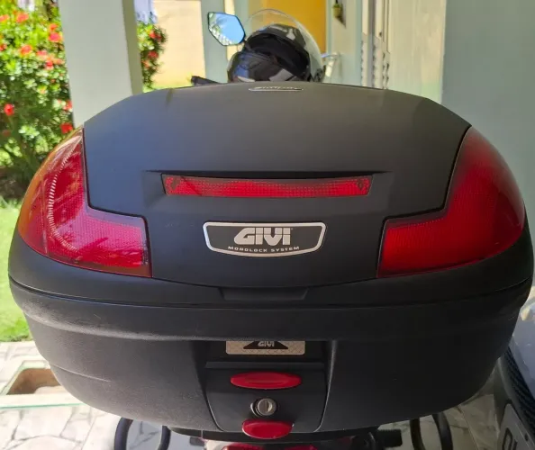 Bau Give Seminovo Give - 47L. Perfeito e completo.