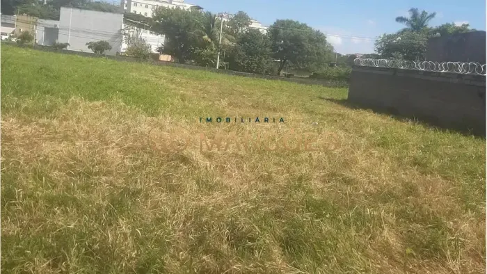 ÁREA PLANA À VENDA NO BAIRRO DONA CLARA EXCELENTE OPORTUNIDADE PARA INVESTIDORES E CONSTR