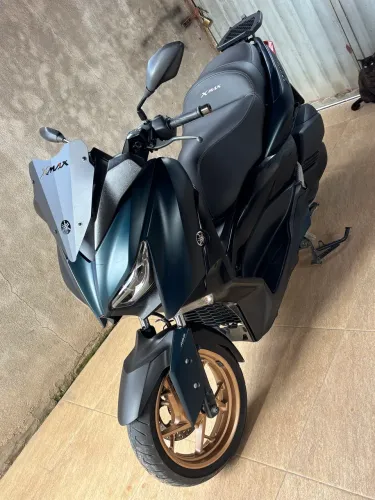 Xmax 250 2023