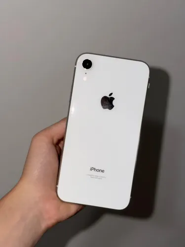 iPhone XR 64GB usado