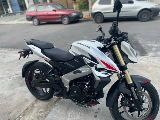 400Z Novíssima - Pouquíssimo Uso | Estado de Zero | Oportunidade!!23