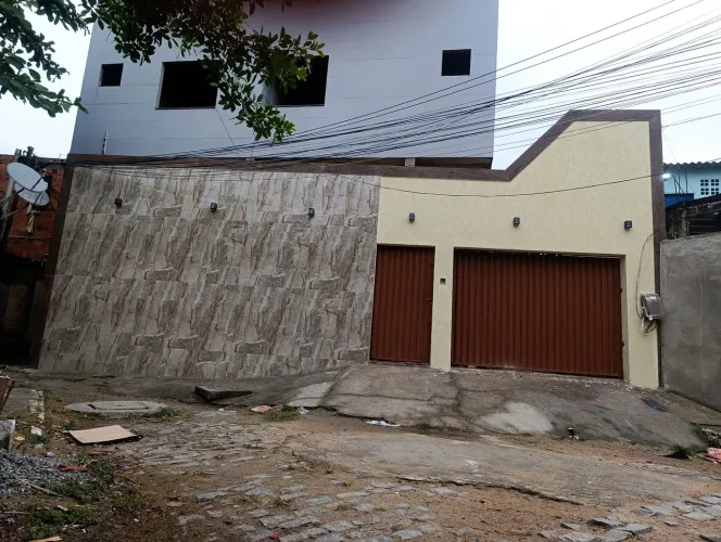 Prédio com 29 apartamentos 90% concluído, próximo ao Centro, Petrobras e praia