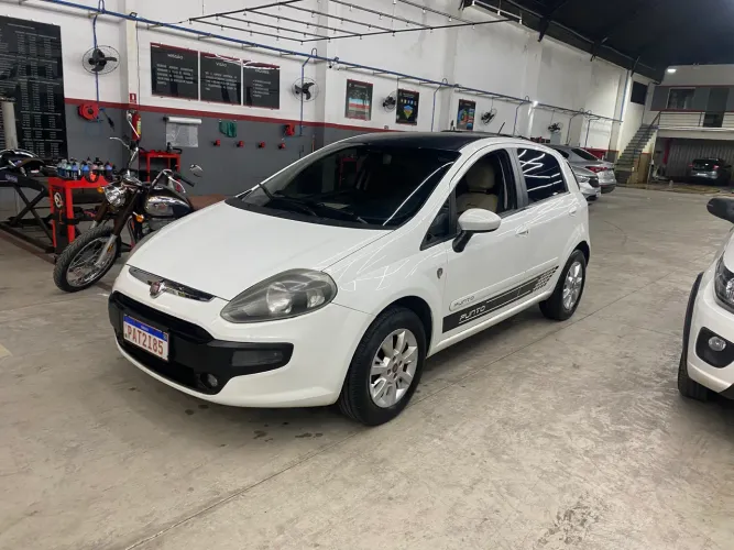 Fiat Punto Attractive 1.4 Fire Flex 8V 5P 2017