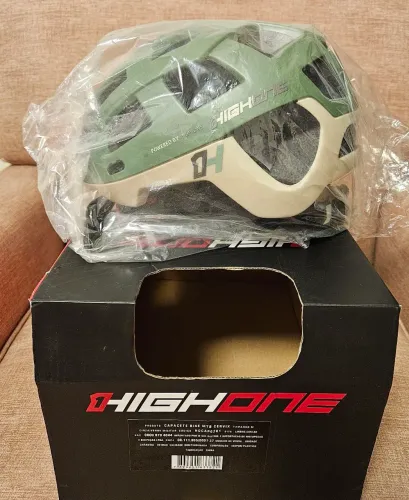 Capacete de ciclismo High One Cervix 