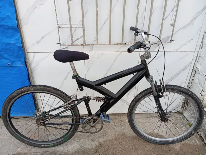 Bike mola aro 26 , pegar e andar