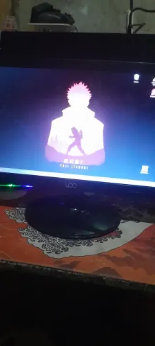 Monitor log 17,5 polegadas