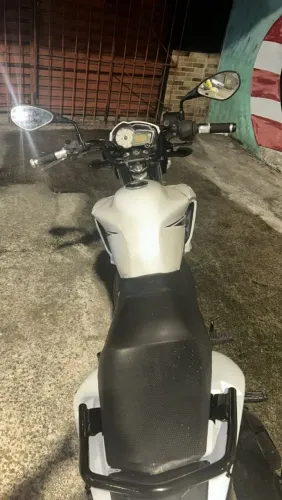 Vendo fazer 150cl, flex álcool e gasolina