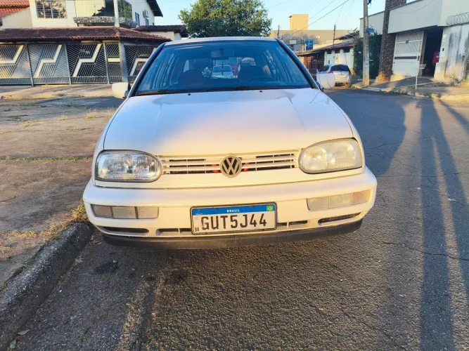 Volkswagen Golf GLX 2.0 4P 1997