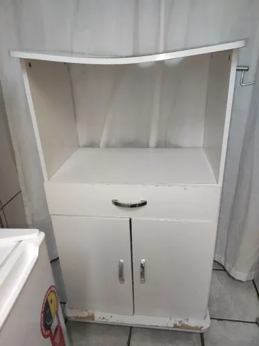 Armário multiuso branco