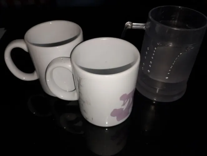 Canecas de porcelana e Acrílico